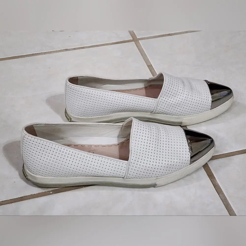 Miu Miu Embossed white metallic silver Leather Cap-Toe loafers 37 us size 6.5‎ 7